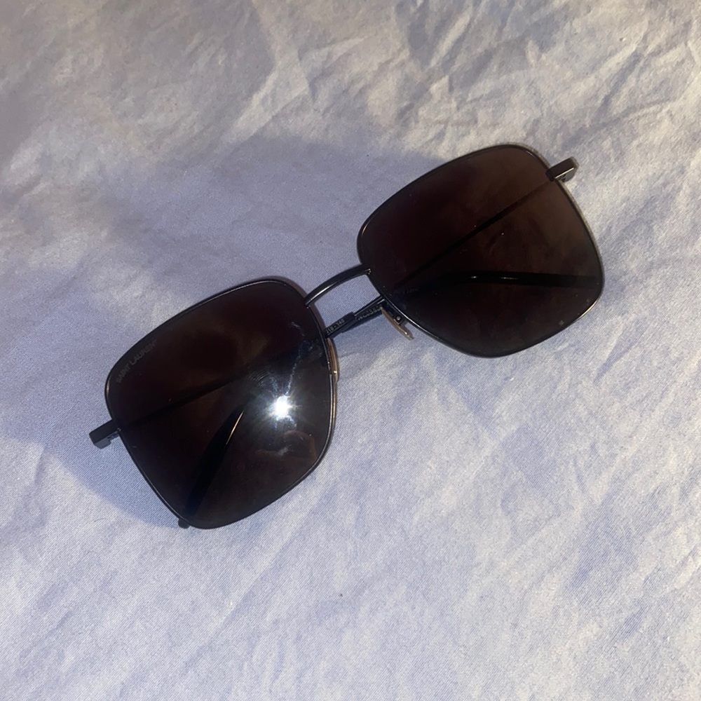 Square frame sunglass